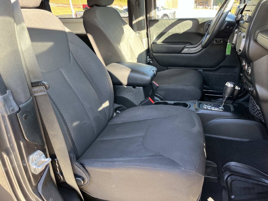 2017 Jeep Wrangler Sport