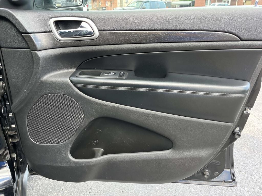 2018 Jeep Grand Cherokee Laredo E