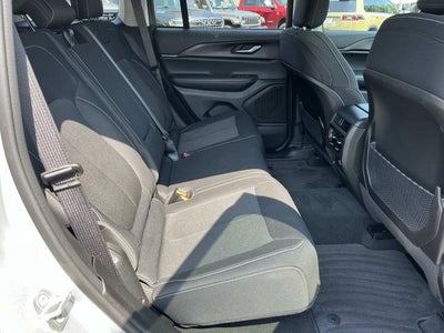 2024 Jeep Grand Cherokee Laredo