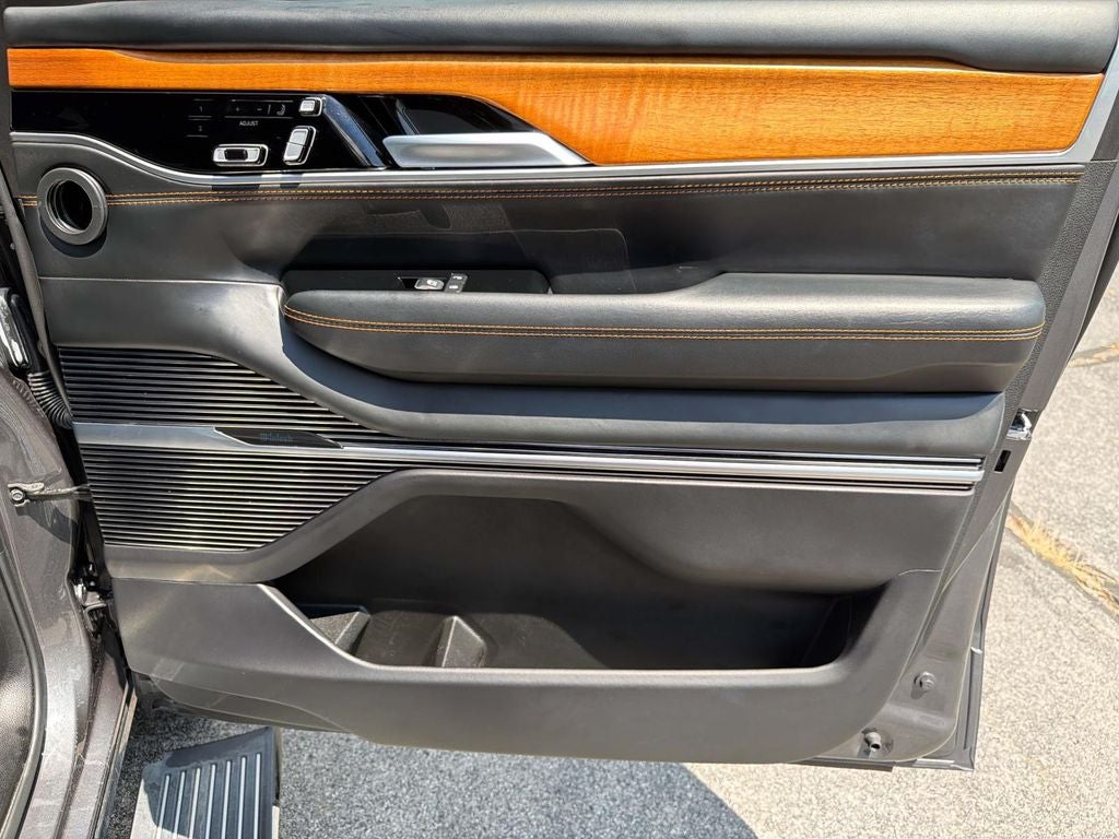 2024 Jeep Grand Wagoneer L Series III