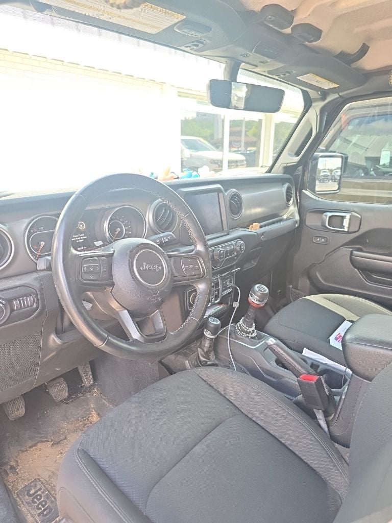 2021 Jeep Gladiator Willys