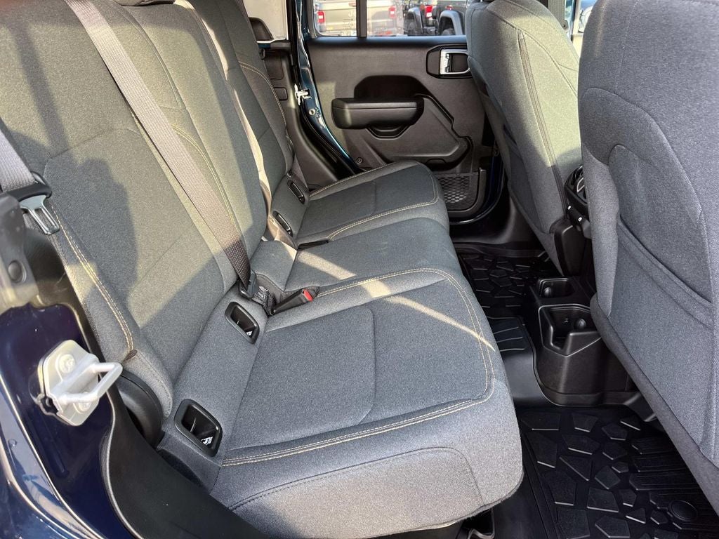 2025 Jeep Gladiator Nighthawk