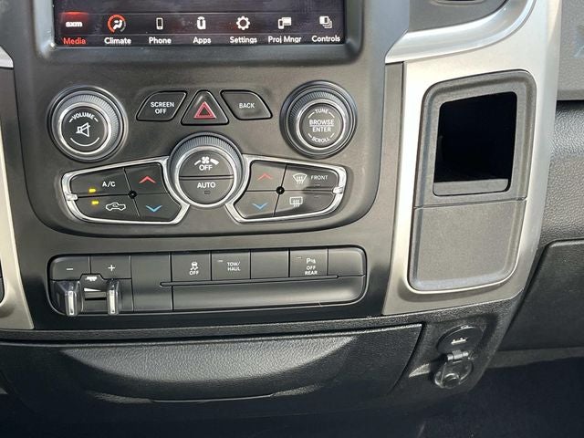 2020 RAM 1500 Classic SLT