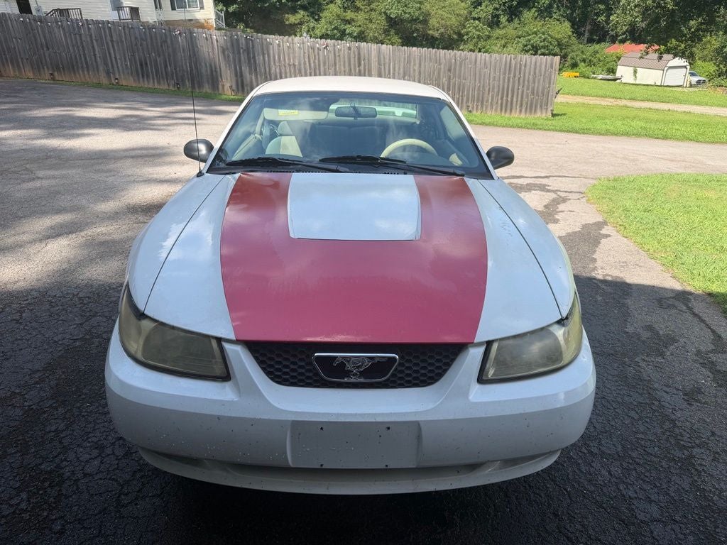 2003 Ford Mustang V6