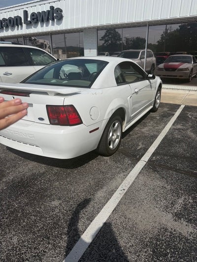 2003 Ford Mustang V6