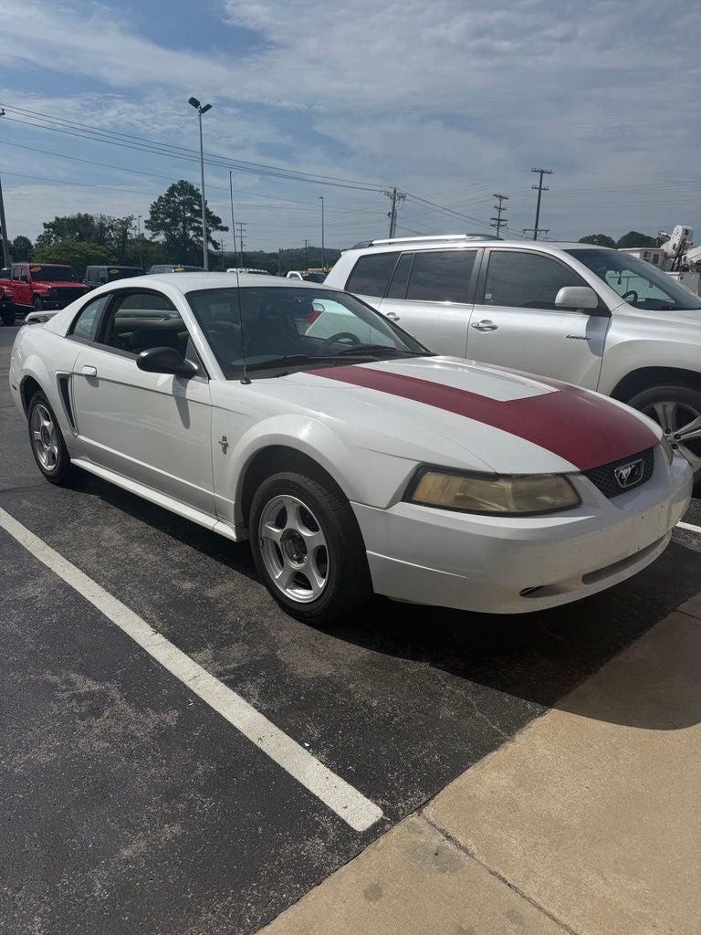 2003 Ford Mustang V6