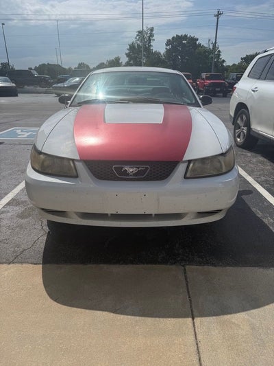 2003 Ford Mustang V6