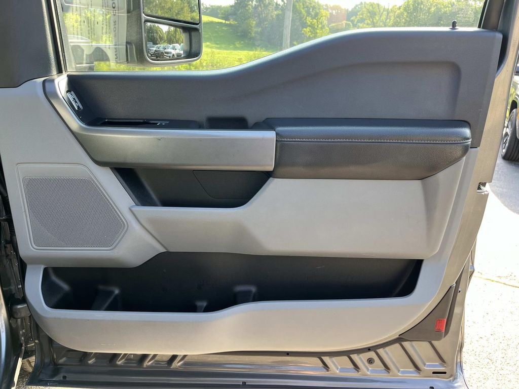 2025 Ford F-350SD XLT 168 WB