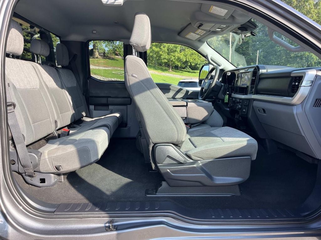 2025 Ford F-350SD XLT 168 WB