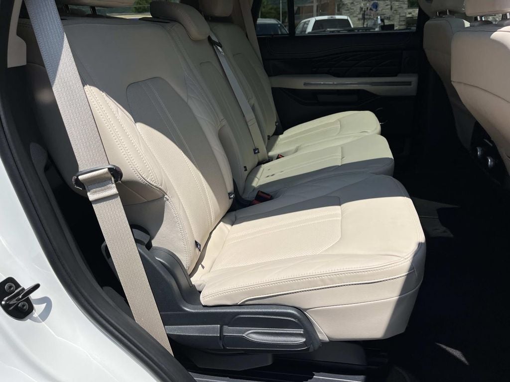 2024 Ford Expedition Platinum