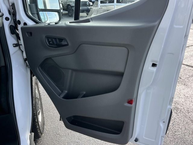 2022 Ford Transit-250 Base