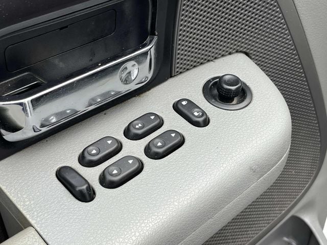 2004 Ford F-150 XLT