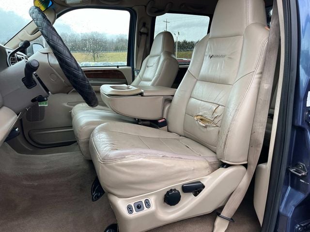 2004 Ford F-350SD Lariat