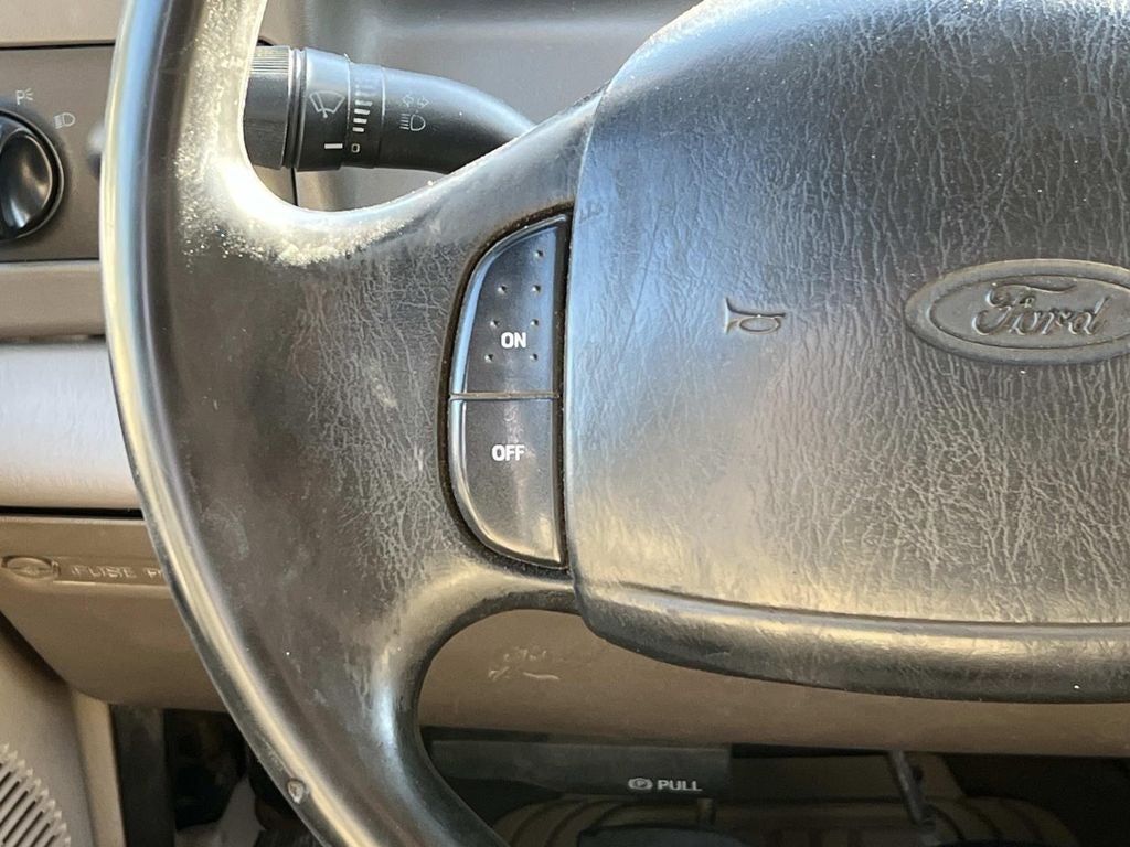 2000 Ford F-350SD Lariat DRW