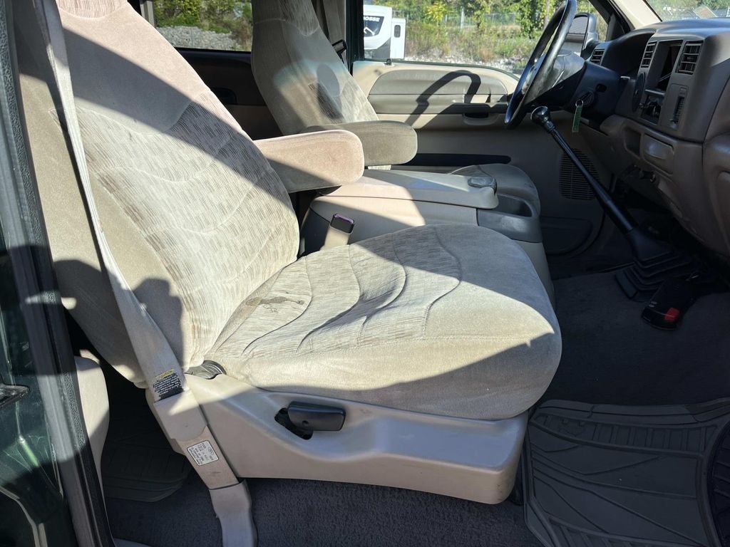 2000 Ford F-350SD Lariat DRW