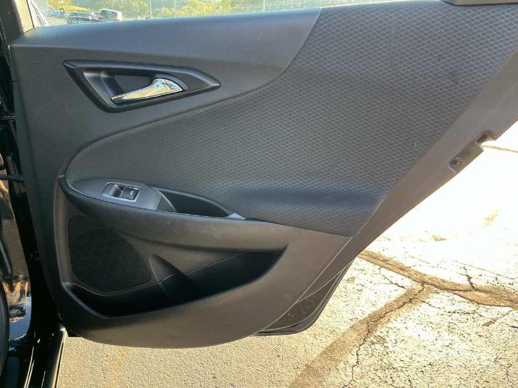 2020 Chevrolet Malibu LS 1LS