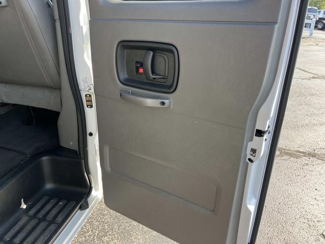 2024 Chevrolet Express 3500 LT Passenger