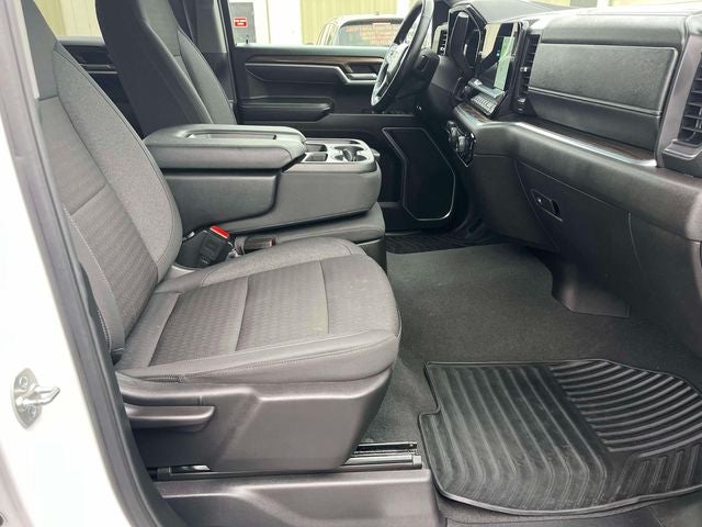 2025 Chevrolet Silverado 1500 LT LT1