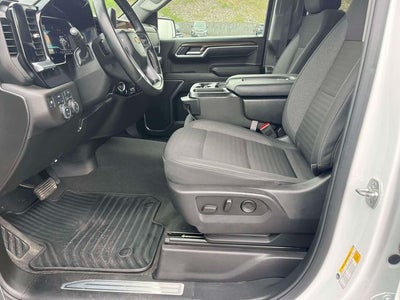 2025 Chevrolet Silverado 1500 LT LT1