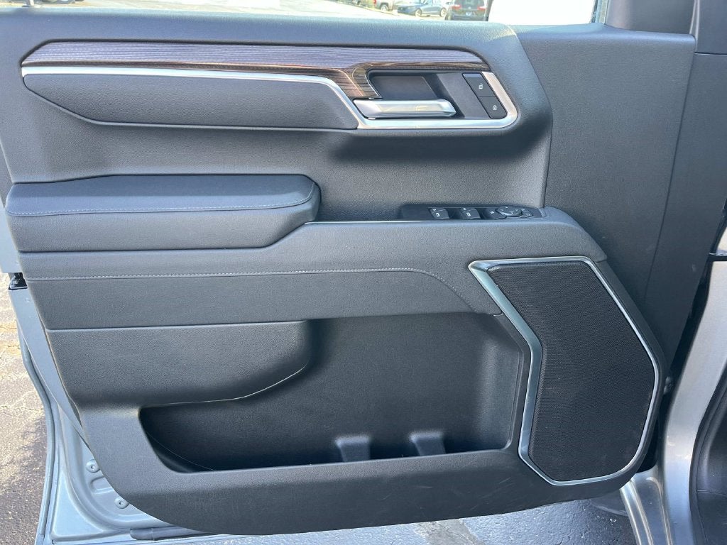 2026 Chevrolet Silverado 1500 LT LT1