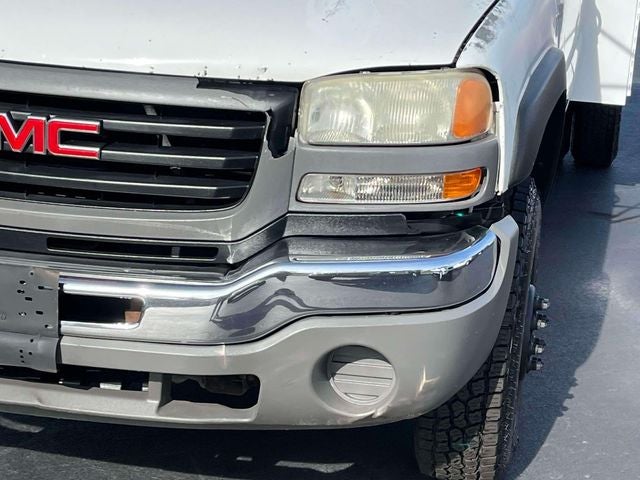 2005 GMC Sierra 3500 Work Truck