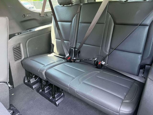 2025 Chevrolet Suburban LT