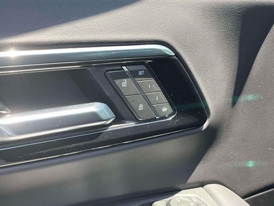 2025 Chevrolet Suburban LT