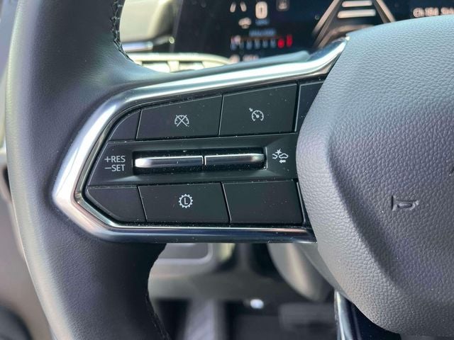 2025 Chevrolet Suburban LT