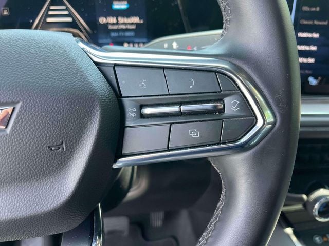 2025 Chevrolet Suburban LT