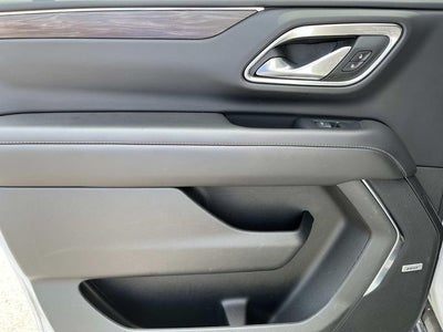 2024 Chevrolet Suburban LT