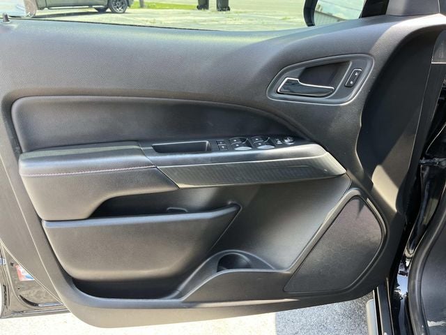 2016 GMC Canyon SLE1
