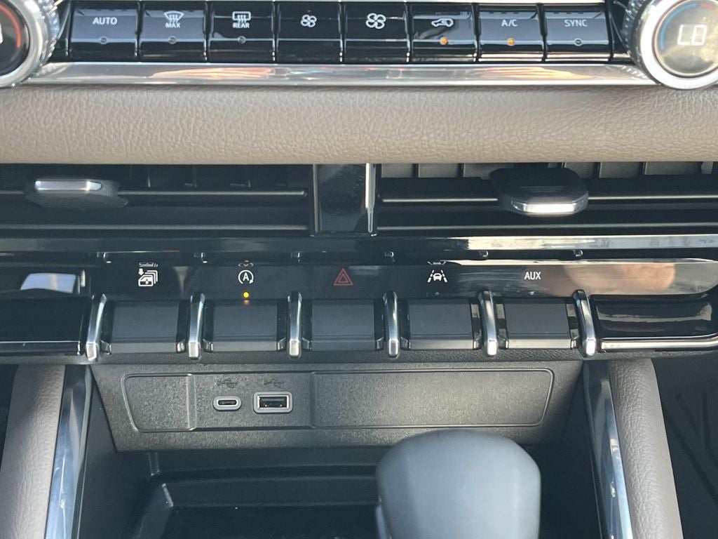 2025 GMC Canyon Denali