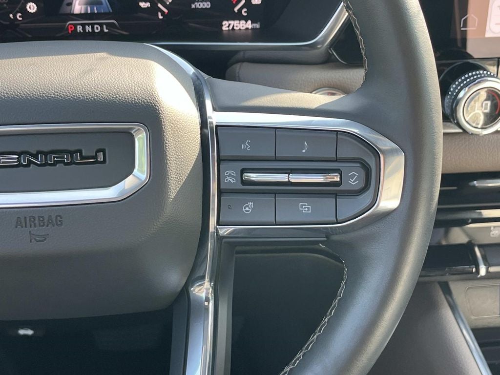 2025 GMC Canyon Denali