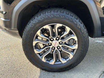 2025 GMC Canyon Denali