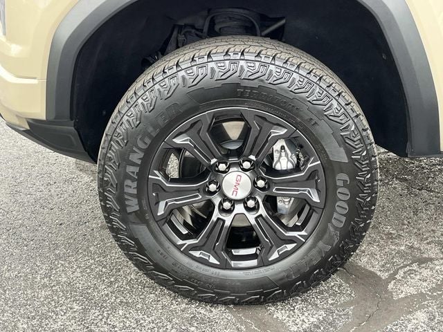 2024 GMC Canyon Elevation