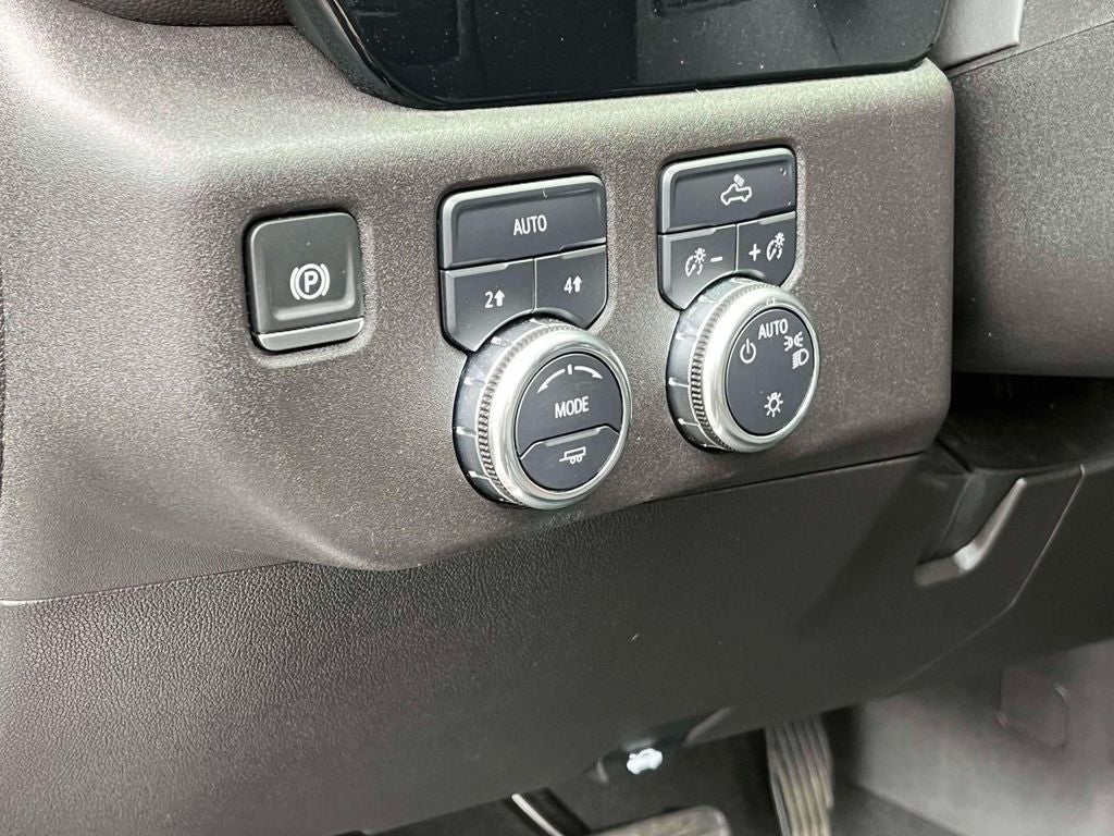 2024 GMC Sierra 1500 SLE