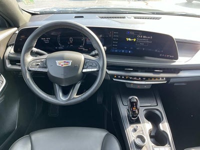 2025 Cadillac XT4 Premium Luxury