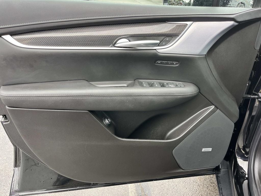 2025 Cadillac XT5 Sport