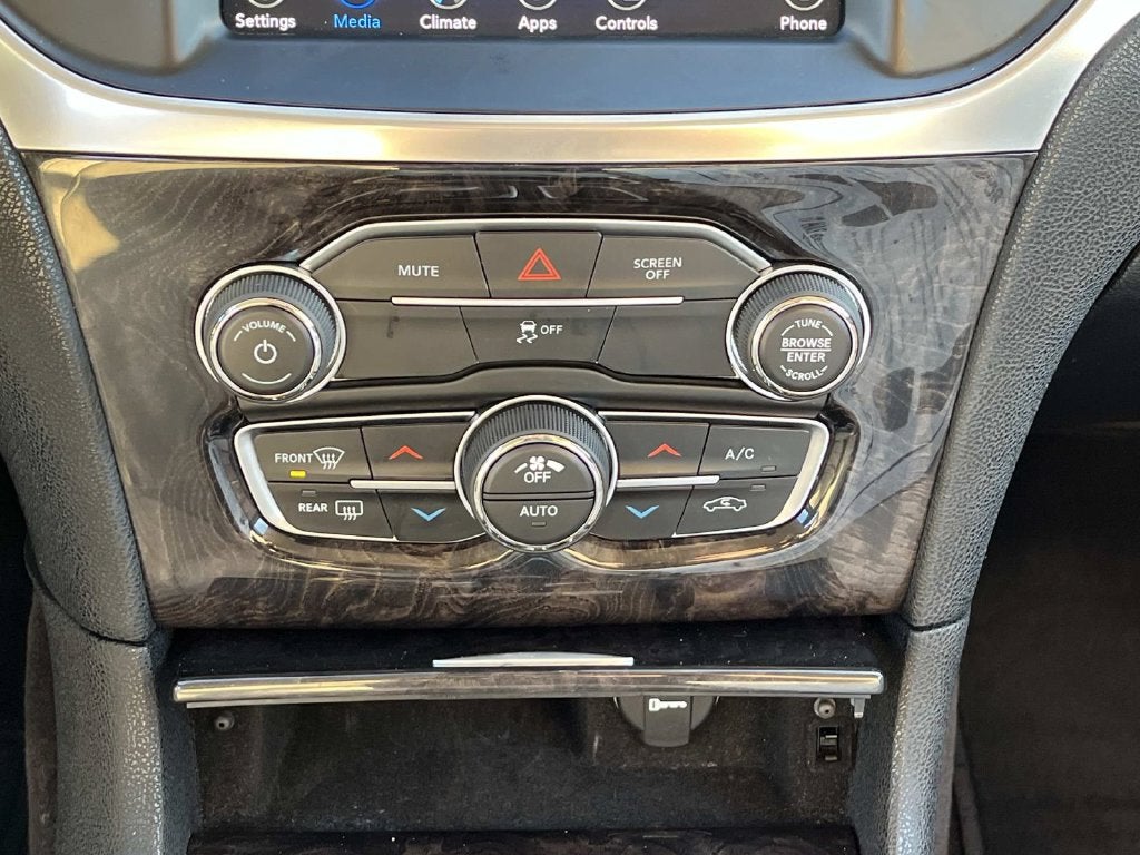 2018 Chrysler 300 Limited