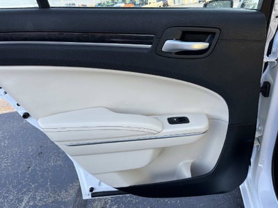 2018 Chrysler 300 Limited