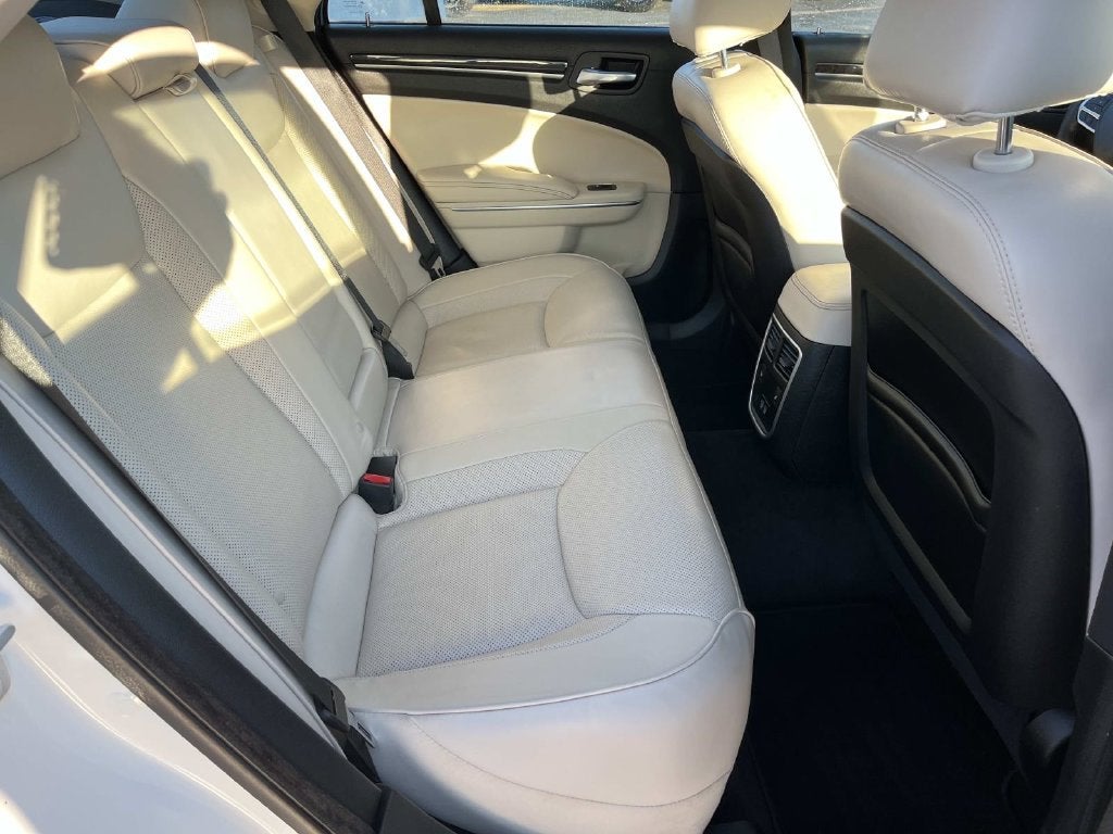 2018 Chrysler 300 Limited