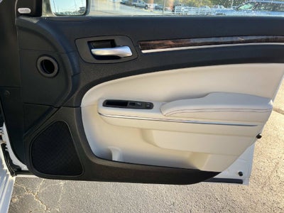 2018 Chrysler 300 Limited