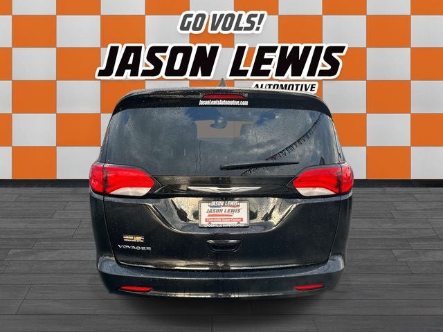 2024 Chrysler Voyager LX