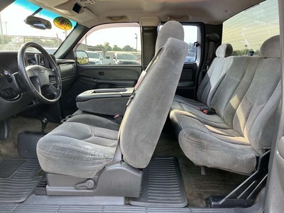 2003 Chevrolet Silverado 1500 LS