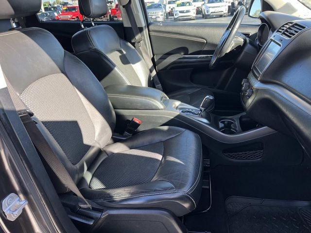 2019 Dodge Journey Crossroad