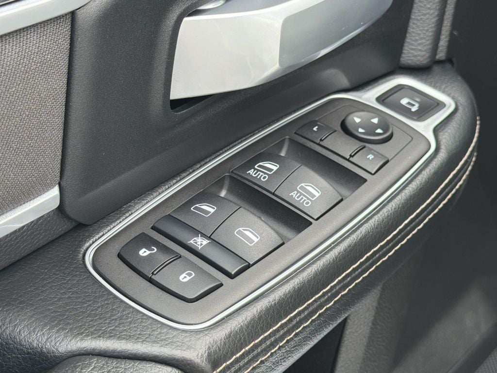 2024 RAM 3500 SLT