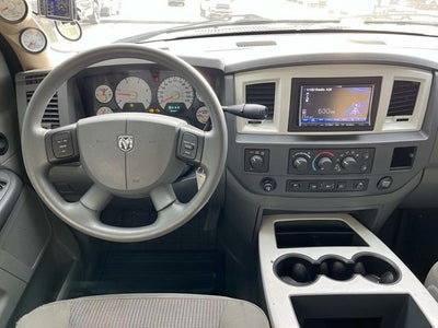 2008 Dodge Ram 2500 SXT Mega Cab