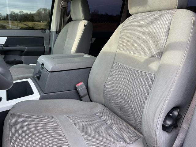 2008 Dodge Ram 2500 SXT Mega Cab