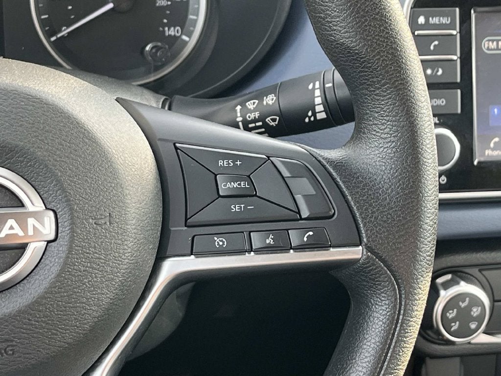 2023 Nissan Versa 1.6 SV