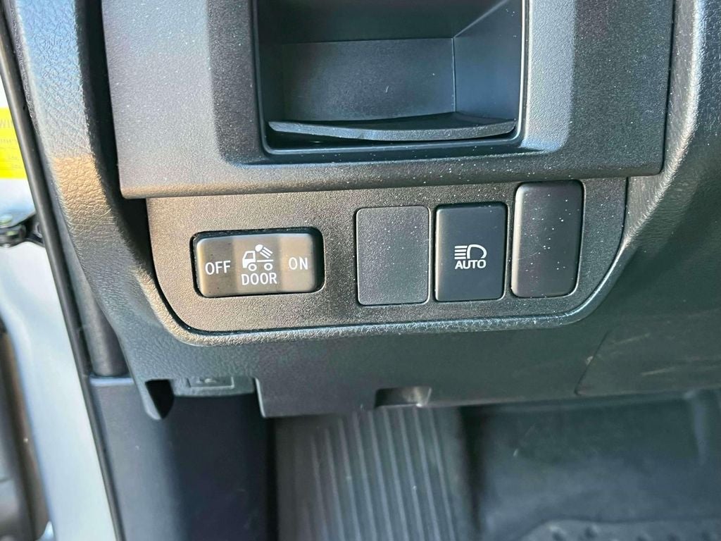 2019 Toyota Tacoma SR5 V6